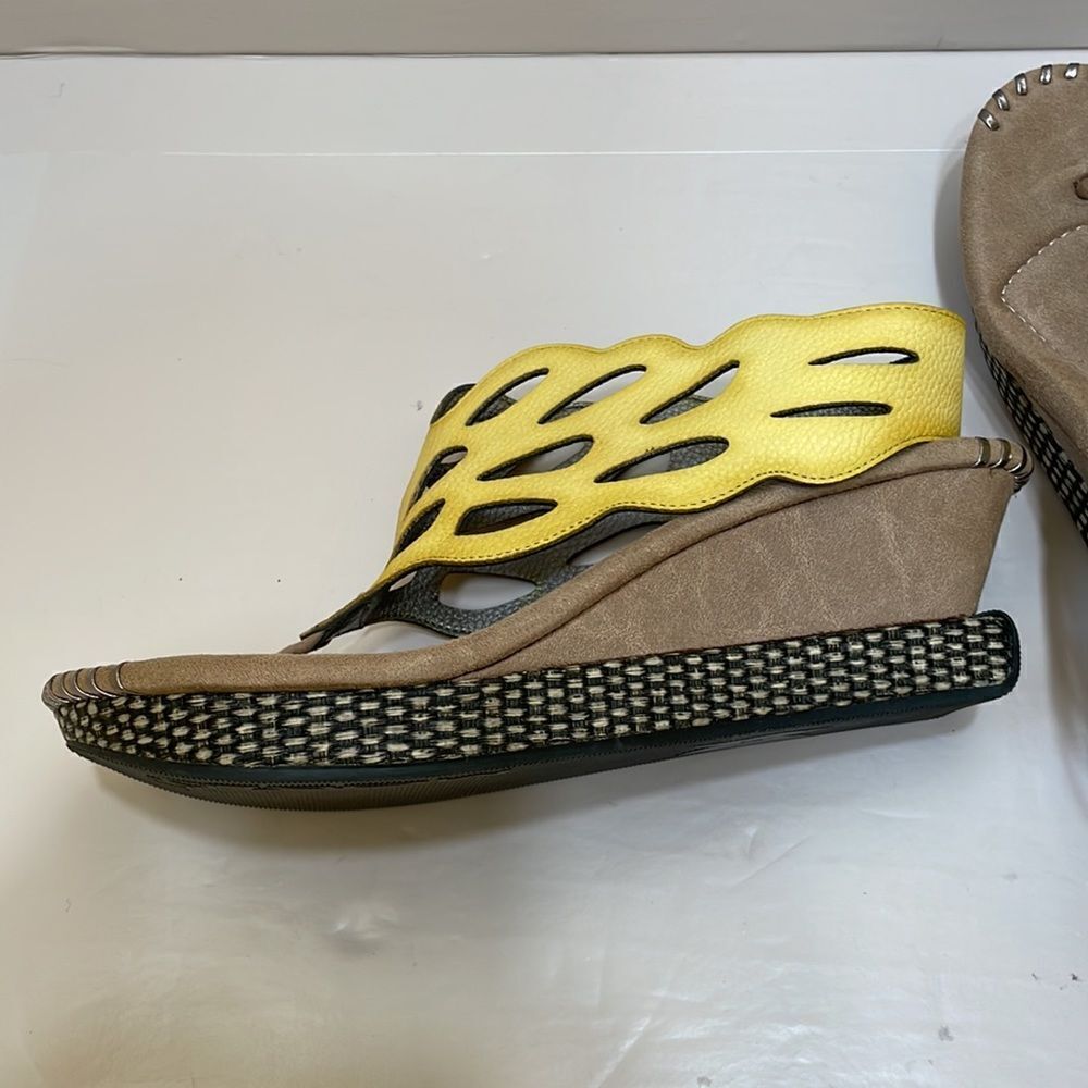 MODZORI REVERSIBLE SANDALS IN LEATHER‎ - Picture 7 of 10